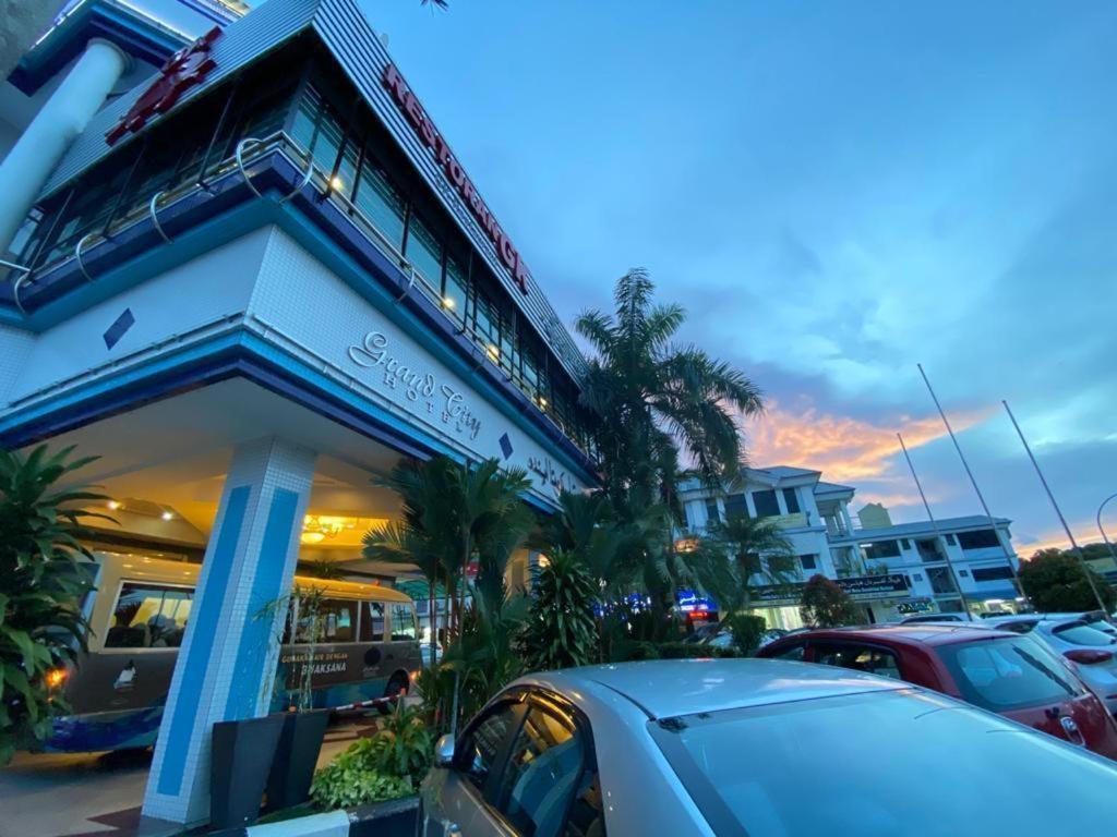 Grand City Hotel Bandar Seri Begawan Exterior foto